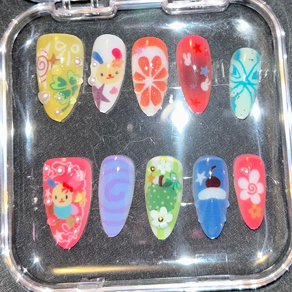 Colourful Sanrio Press On Nails